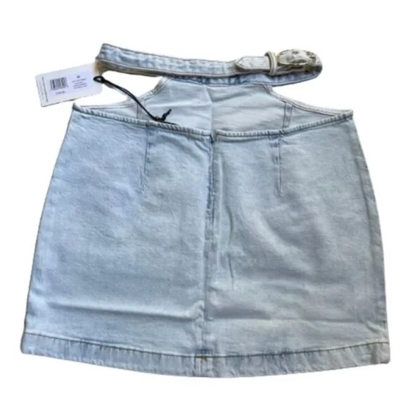 WeWoreWhat NWT Women’s denim cut out skirt, Med/Sm sizes. Waist belt adjustable - Picture 5 of 9